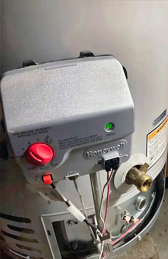 https://parkwoodhotwater.com.au/uploads/2025/06/electric-hot-water-system-76652.jpg