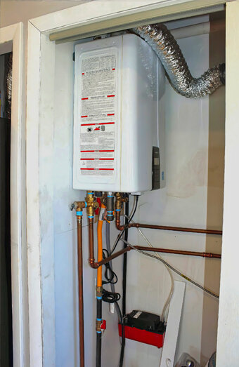 https://parkwoodhotwater.com.au/uploads/2025/06/instant-hot-water-systems-43926.jpg